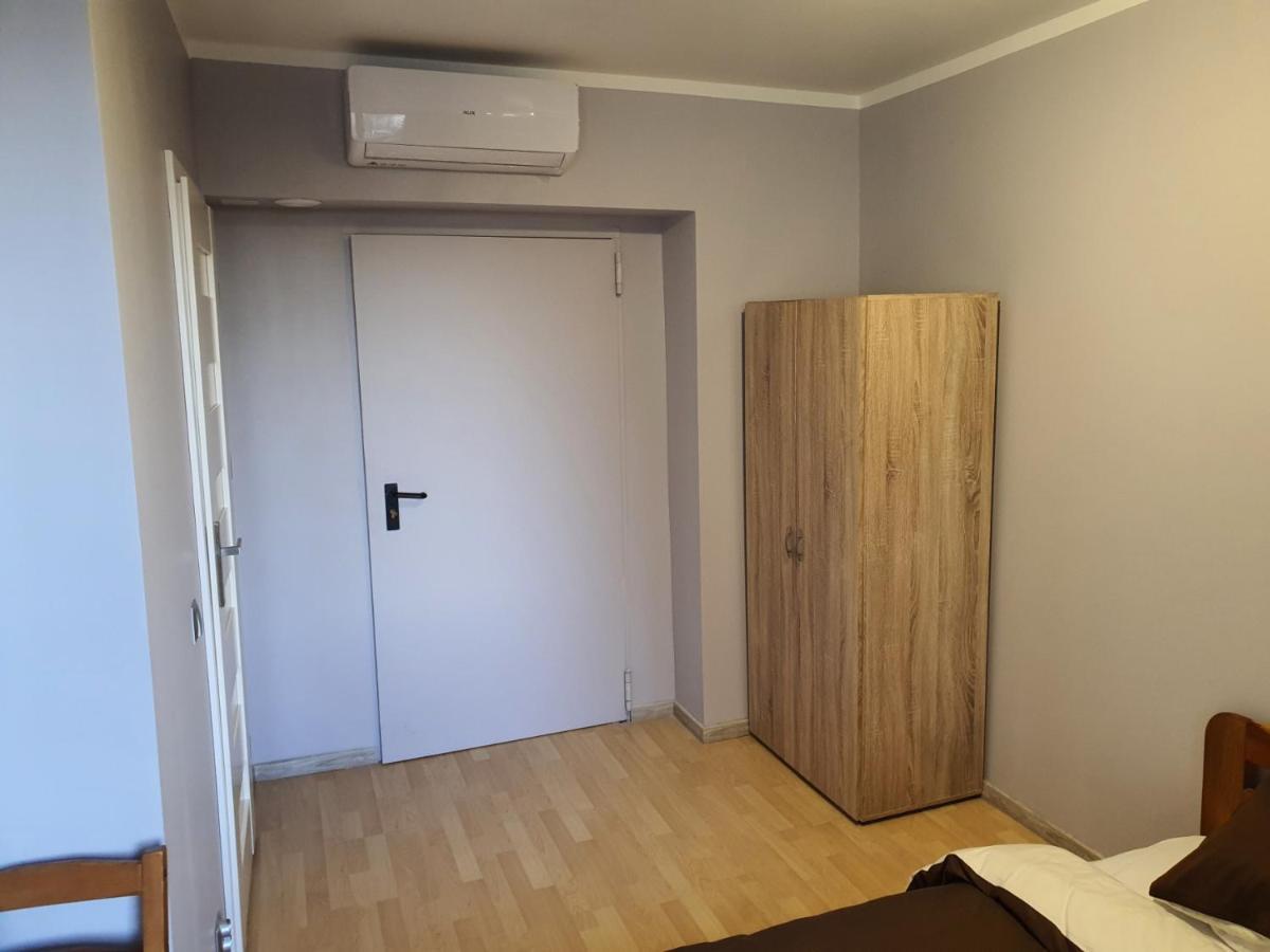 Jasna Self Check-in * Warszawa