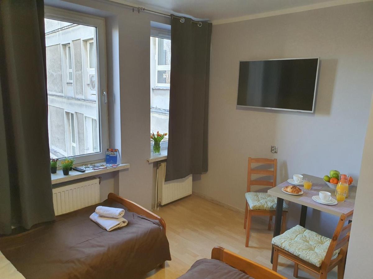 Jasna Self Check-in Warszawa