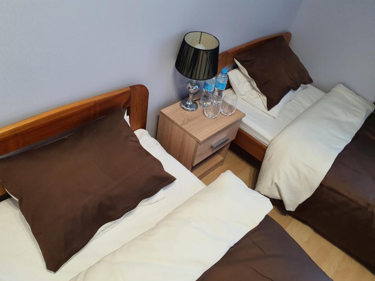Готель Jasna Self Check-in
